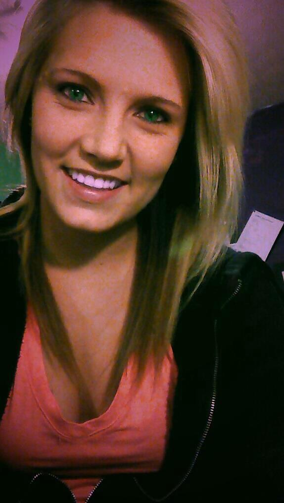 Kyaralovesyou uit Zuid-Holland,Nederland